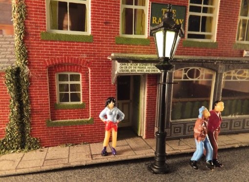 OO Gauge Lamp